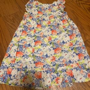 Baby GAP 4T flower print dress with capped ruffle sleeve